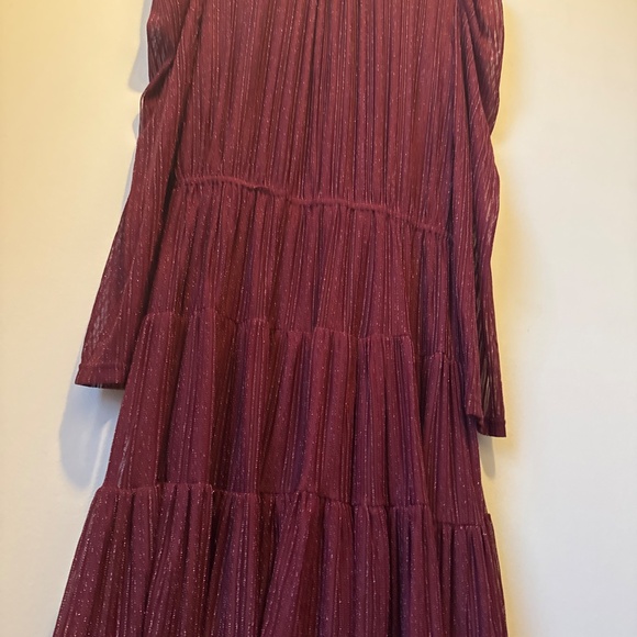 L Love shimmer tiered dress lined long sleeve - Picture 3 of 9